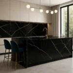 Fekete márvány mintás PVC falpanel arany erezettel konyhai hátfalként