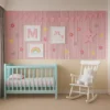 Pasztell rózsaszín bordázott falpanel kislány szobájában