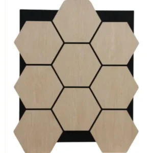 Természetes tölgy színű akusztikus dizájn falpanel 66,5 x 81 cm méretben
