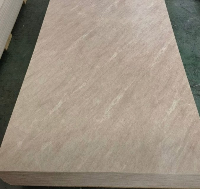 PVC-falpanel-dombornyomott-bezs-inspira-butor